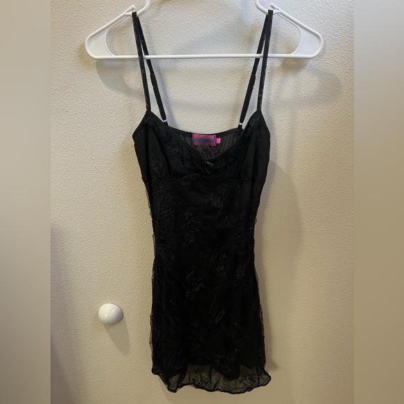 Edikted Dresses & Skirts - Edikted black lace, mini dress with adjustable straps size xs